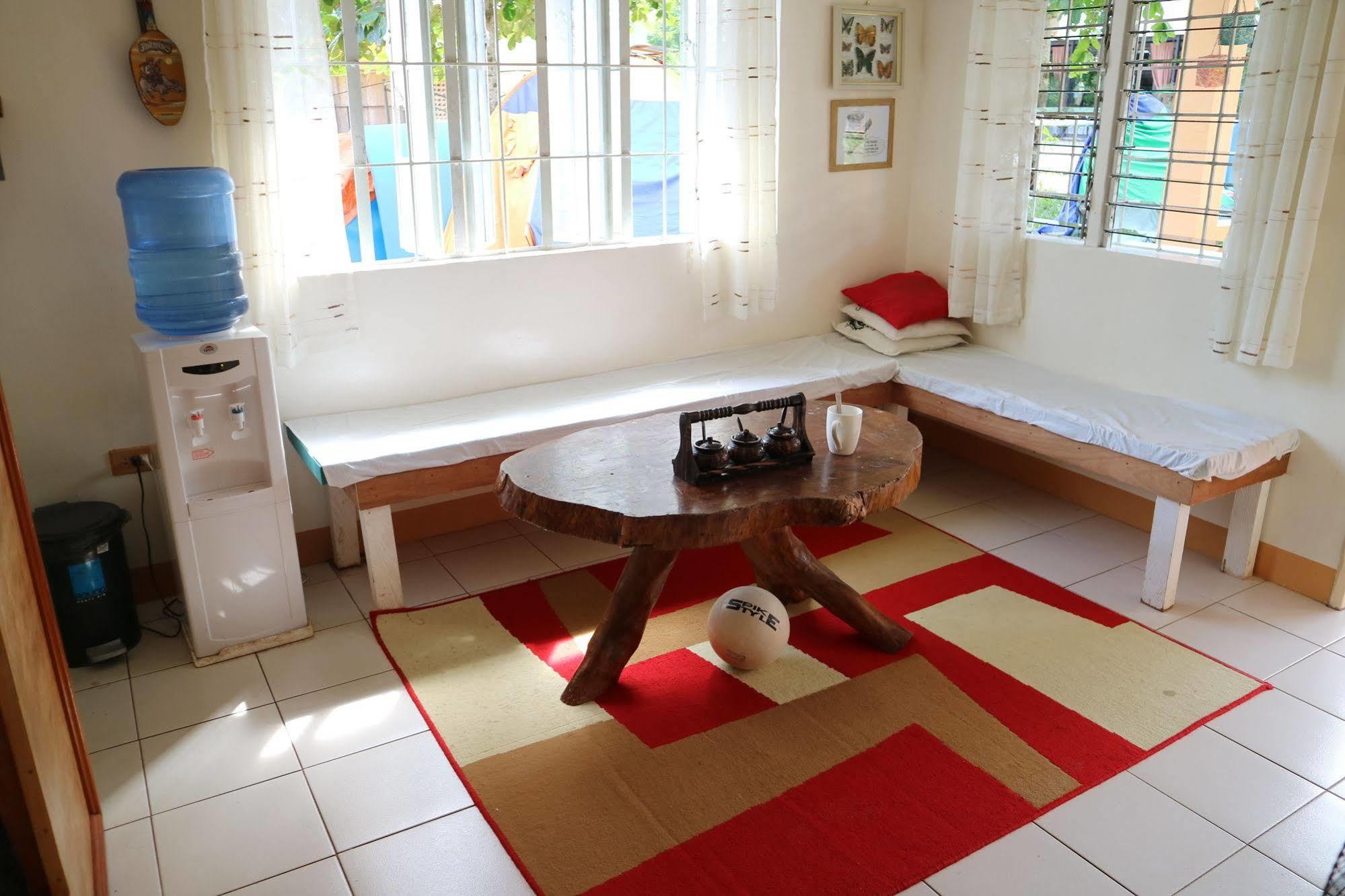 Bohemian Hostel Panglao Kültér fotó